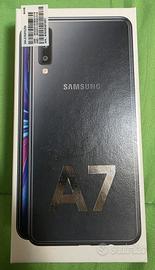 Samsung Galaxy A7 64GB con cavo e cuffie