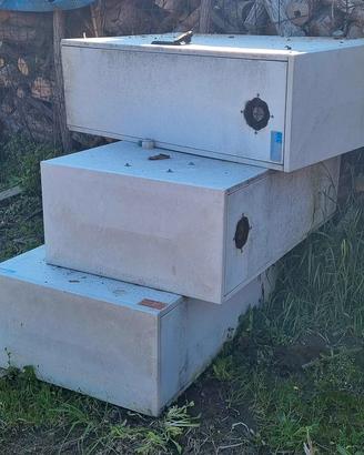 Oec armadio multifunzione in vetroresina 