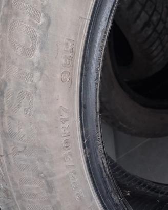 Pneumatici invernali 225 50 17