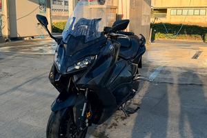 Yamaha Tmax 560 2022
