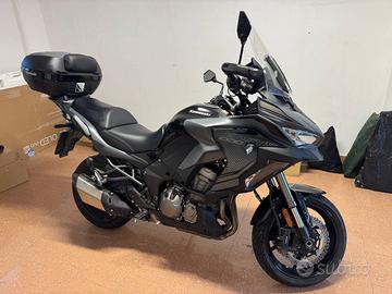 KAWASAKI VERSYS 1000 SE 2024 COMPLETA DI ACCESSORI