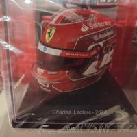 Spark casco Ferrari Charles Leclerc 2024 1/5