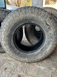 Toyo open coutry 285/75 16 *rimarchiate*