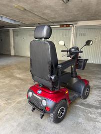 Scooter elettrico per anziani