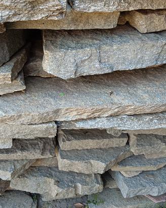 pietre naturali per  cortile o rivestimento 