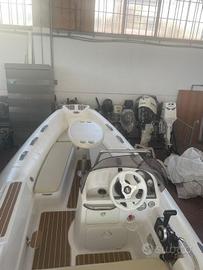 Gommone Sur Marine 430 Suzuki 40 anno 2017