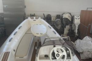 Gommone Sur Marine 430 Suzuki 40 anno 2017