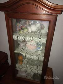 vetrinetta degli anni cinquanta 