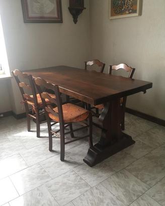 Tavolo in legno