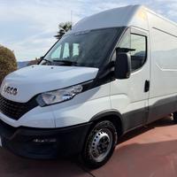 Iveco Daily 33S12 2.3 HPT PM-TN Furgone * 18.000km