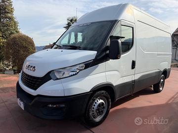 Iveco Daily 33S12 2.3 HPT PM-TN Furgone * 18.000km