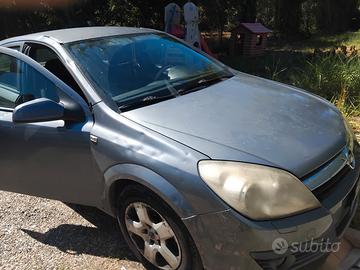 OPEL Astra - 2006