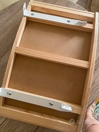 Tiragraffi per finestra con ventosa