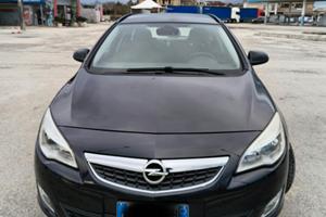 Opel Astra sport tourer 1.7 TDCi 