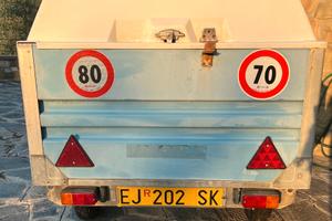 Carrello appendice con gabbie per trasporto cani