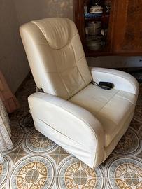Poltrona relax elettrica reclinabile massaggiante