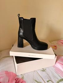 CafèNoir + Nero Giardini stivaletti con tacco