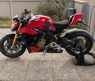 Ducati Streetfighter v4 S