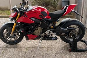Ducati Streetfighter v4 S