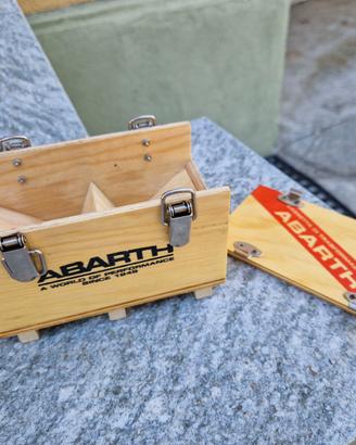 Porta Smartpone in legno, Abarth