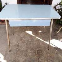 Tavolo e 4 sedie in formica , vintage