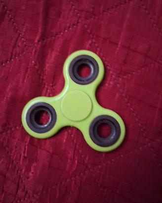 Fidget spinner