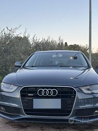 AUDI A4 S-line (B8)