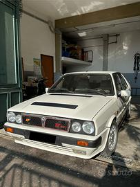 LANCIA DELTA 4WD 2000 8v