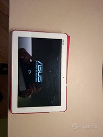 Tablet ASUS K01 E con custodia