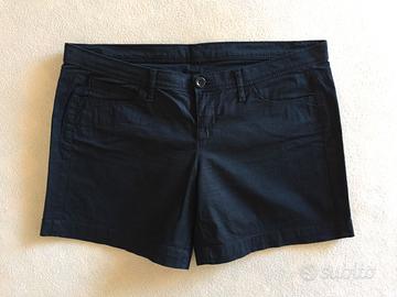Shorts neri BENETTON