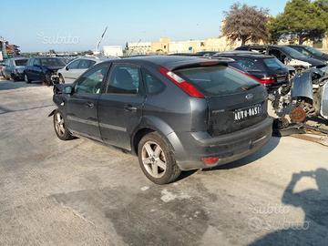Ford focus 1.6td 2.0.0.7 ricambi