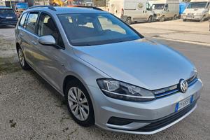 Volkswagen GOLF 1.5 TGI 130cv Metano