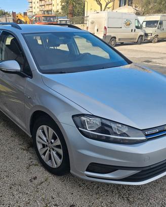 Volkswagen GOLF 1.5 TGI 130cv Metano
