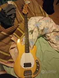 basso elettrico eko MM-300