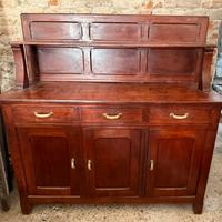 Mobile credenza