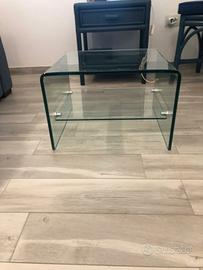 Tavolino  vetro temperato sagomato