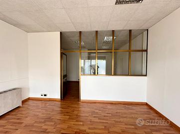 NEGOZIO A ISTRANA