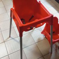 Coppia di seggioloni IKEA colore rosso