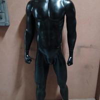 manichino uomo sportivo