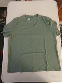 magliette decathlon vari colori 