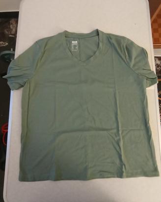 magliette decathlon vari colori 