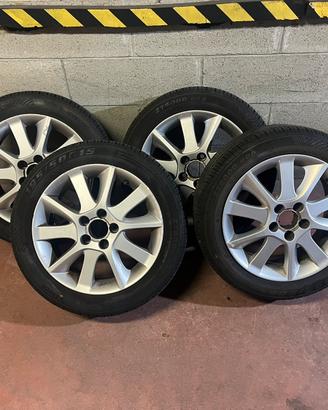 gomme  195/50/r15 82v  estive con cerchi in lega