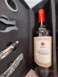 Bottiglia vino rosso Maia azienda Spadieri