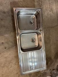 Lavello in acciaio  2 vasche  Franke da cucina