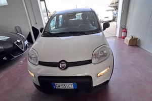 Fiat Panda 1.0 FireFly S&S Hybrid Pandina km1.500
