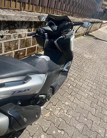 Yamaha Tmax