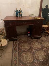 Scrivania vintage