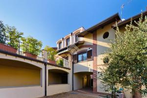 CASA SEMINDIPENDENTE A VILLARBASSE