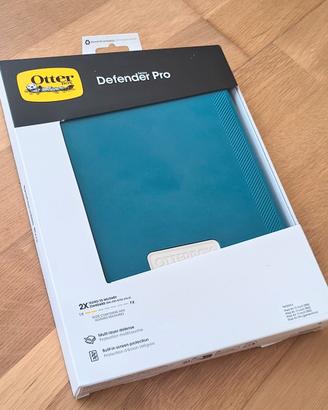 Cover Otterbox Defender Pro per iPad Air 11"