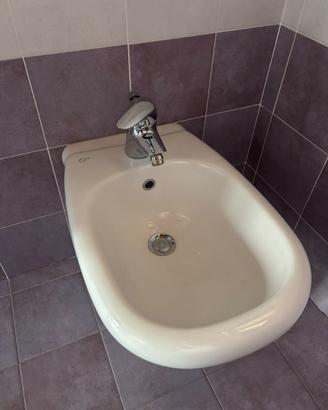 Sanitari ideal standard con rubinetteria